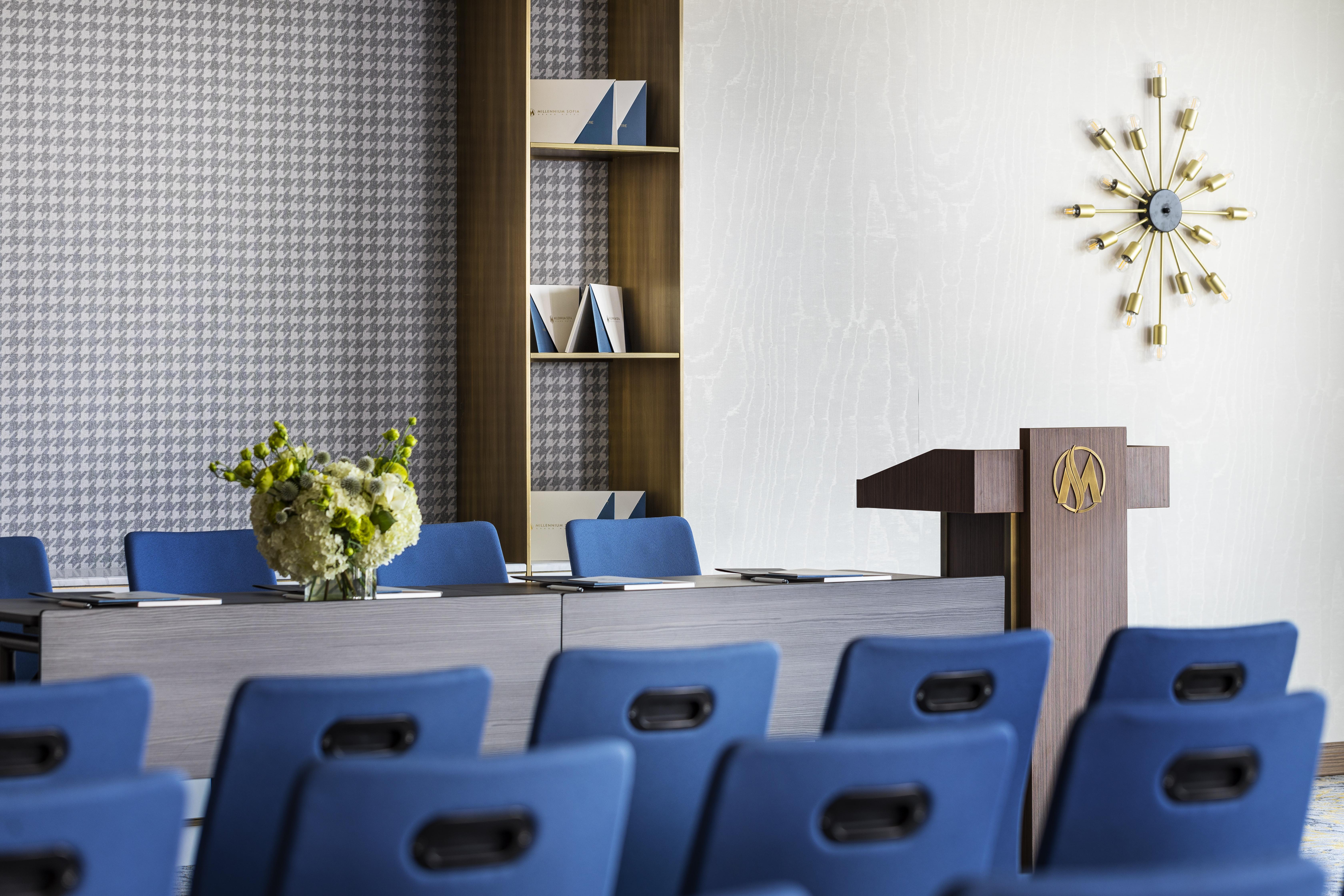 Grand Hotel Millennium Sófia Exterior foto Meeting room at the Westin